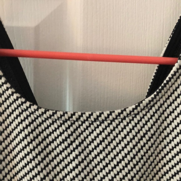 Urban Outfitters White and black tee dress - Picture 5 of 7